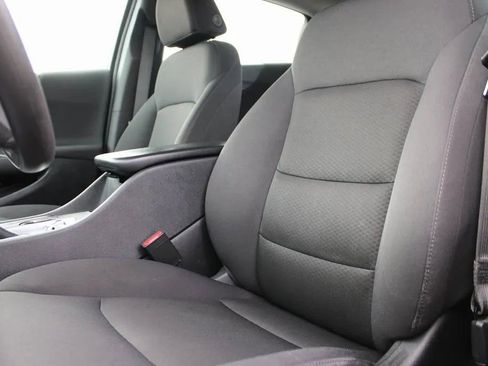 Used 2024 Chevrolet Malibu LS image 14