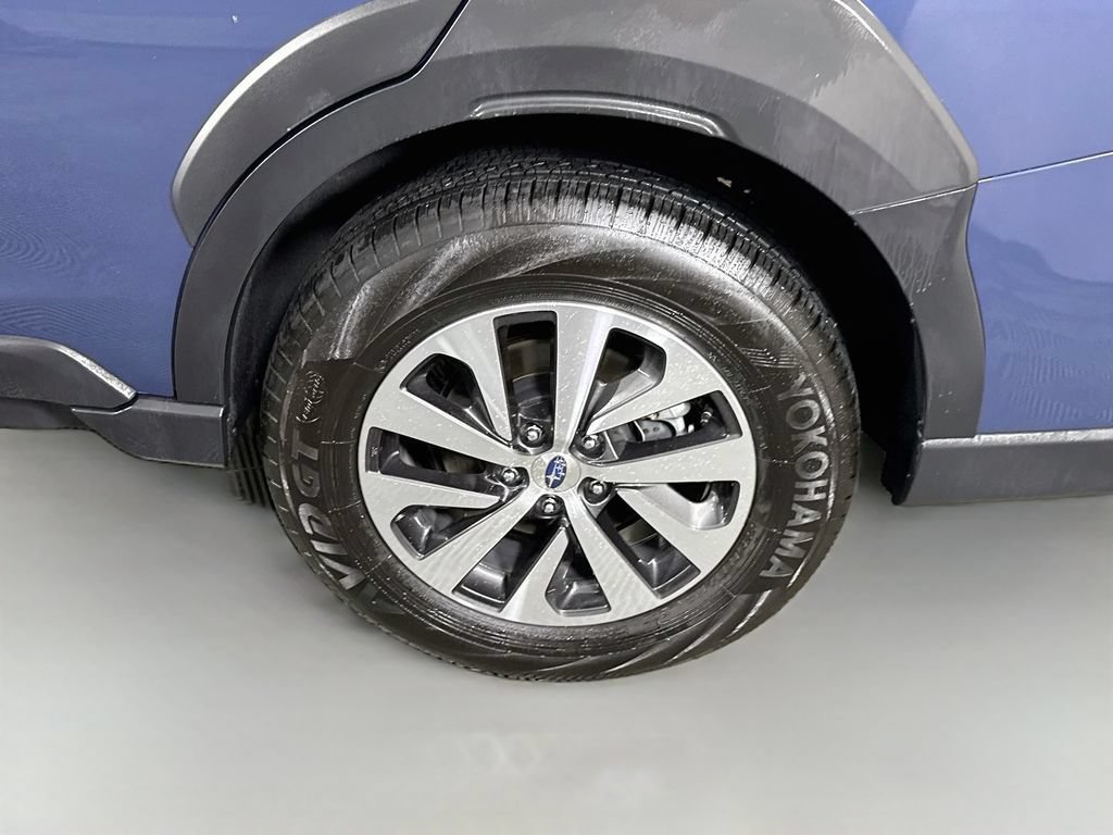 Used 2025 Subaru Outback Premium AWD/4WD image 37