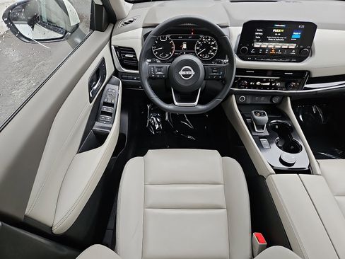 Certified 2023 Nissan Rogue SL w/ SL Premium Package image 11