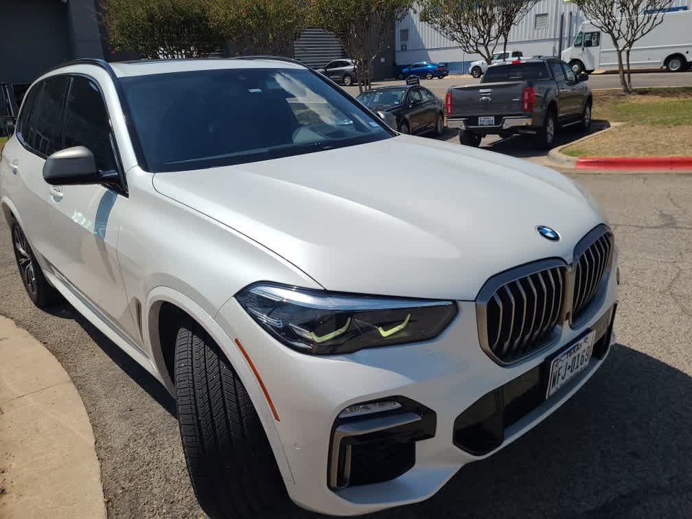 Used 2020 BMW X5 M50i w/ Premium Package AWD/4WD image 3