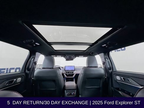 Used 2025 Ford Explorer ST w/ Sun And Sound Package AWD/4WD image 41