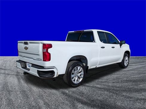 Used 2021 Chevrolet Silverado 1500 Custom image 4
