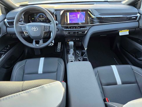 Certified 2026 Toyota Camry SE FWD image 19