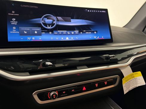 Certified 2024 BMW X5 sDrive40i w/ M Sport Package image 29