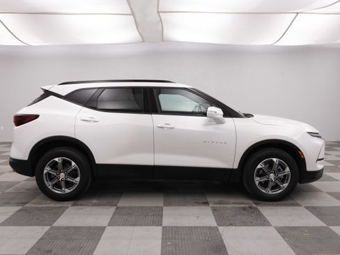 Used 2023 Chevrolet Blazer LT AWD/4WD image 13