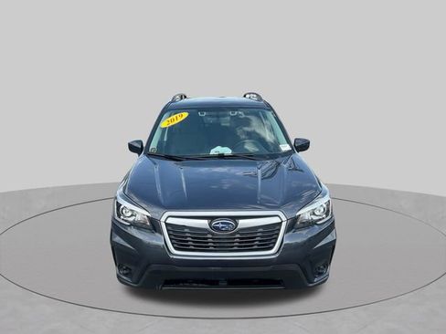 Used 2019 Subaru Forester Premium AWD/4WD image 9