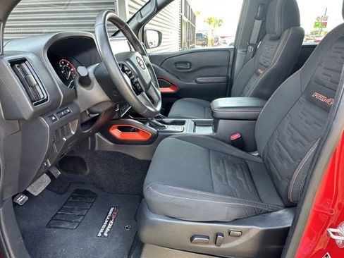 Used 2026 Nissan Frontier PRO-4X AWD/4WD image 12