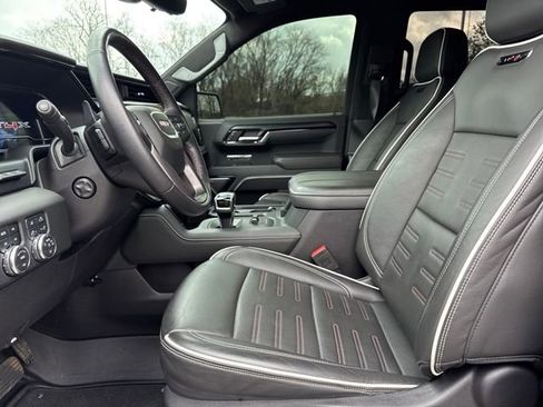 Used 2024 GMC Sierra 1500 AT4X image 12
