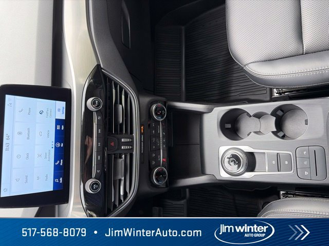 Used 2022 Ford Escape Titanium AWD/4WD image 29