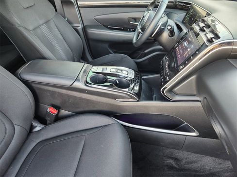 Used 2022 Hyundai Tucson SEL image 13