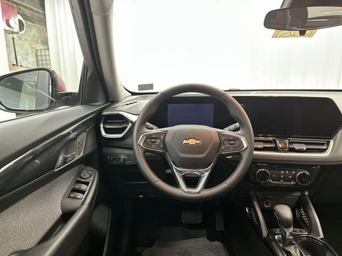 Used 2026 Chevrolet TrailBlazer LT w/ LT Cold Weather Package image 15