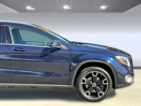 Used 2018 Mercedes-Benz GLA 250 image 34