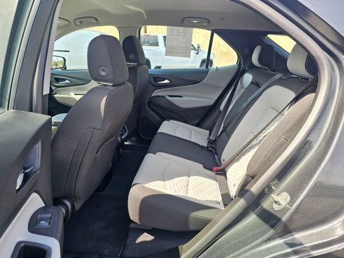 Used 2021 Chevrolet Equinox LS AWD/4WD image 21