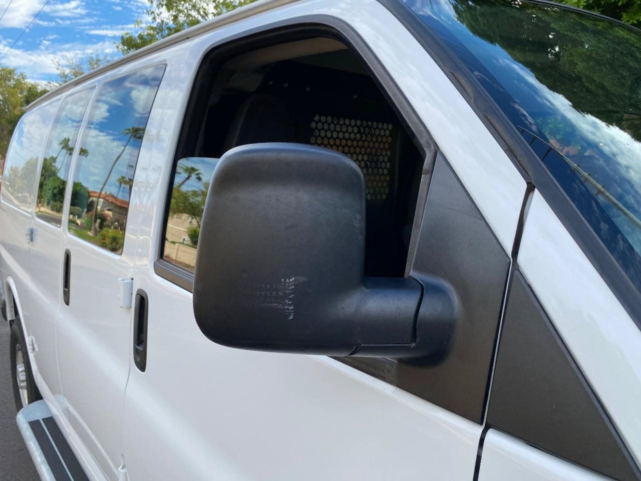 Used 2024 Chevrolet Express 2500 w/ Driver Convenience Package RWD image 14