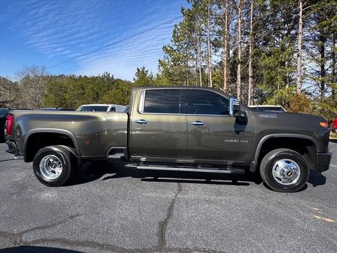 Used 2022 Chevrolet Silverado 3500 High Country w/ Safety Package II image 2