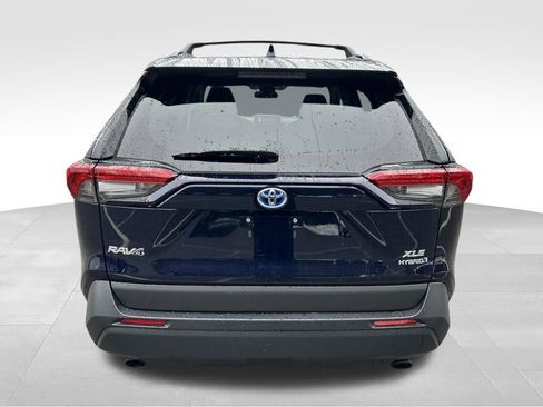 Certified 2024 Toyota RAV4 XLE w/ Convenience Package image 5