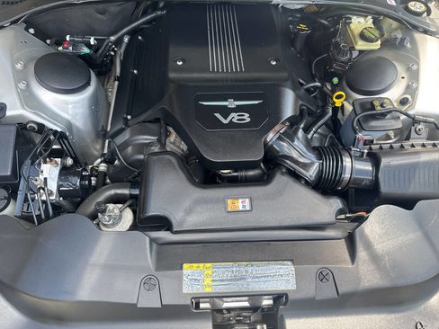 Used 2004 Ford Thunderbird Deluxe image 25