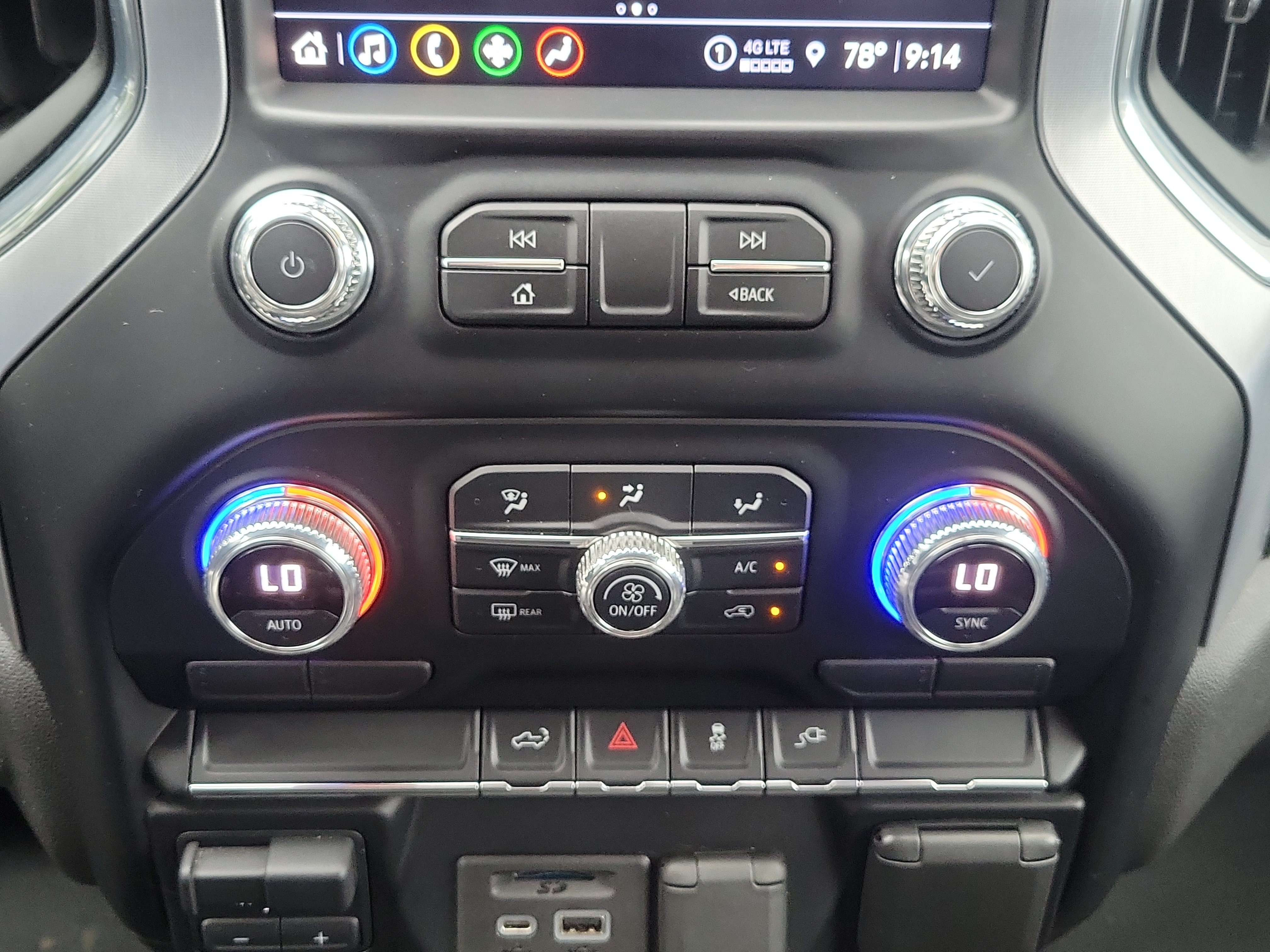 Used 2022 GMC Sierra 1500 SLT AWD/4WD image 32