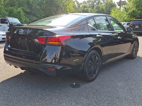 Used 2019 Nissan Altima 2.5 S FWD image 5