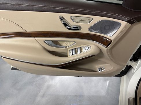 Used 2017 Mercedes-Benz S 550 4MATIC Sedan image 12