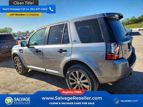 Used 2014 Land Rover LR2 AWD/4WD image 3