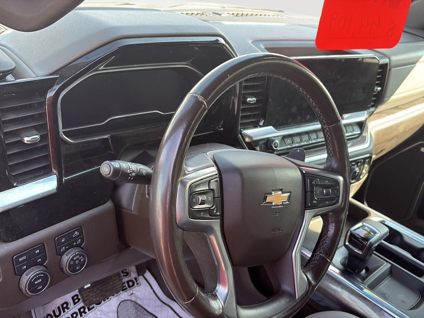 Used 2023 Chevrolet Silverado 1500 LTZ w/ LTZ Convenience Package II AWD/4WD image 10