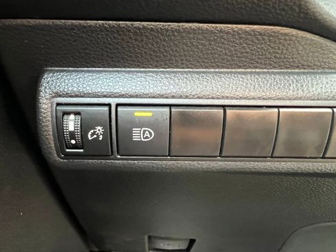 Used 2024 Toyota Corolla SE FWD image 30