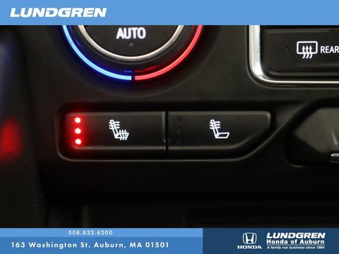 Used 2023 Chevrolet Tahoe Z71 w/ Z71 Off-Road Package AWD/4WD image 26