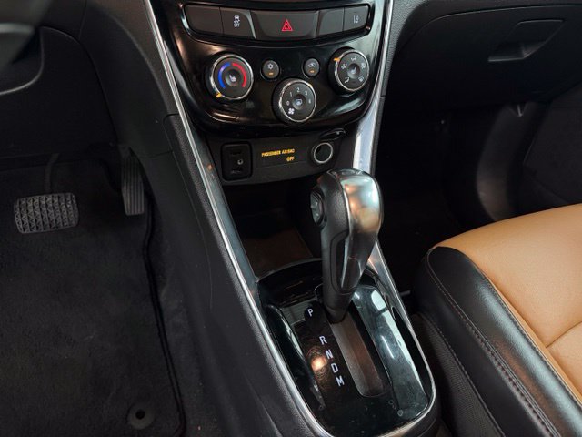 Used 2019 Chevrolet Trax Premier AWD/4WD image 23
