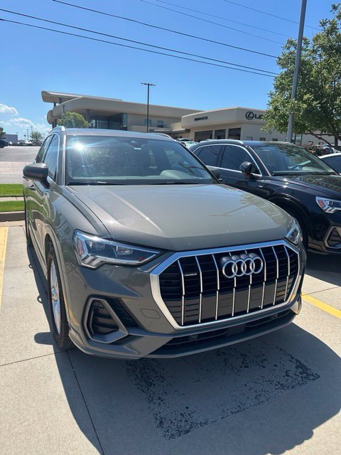 Used 2021 Audi Q3 2.0T Premium Plus AWD/4WD image 12