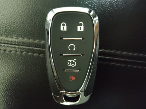 Used 2020 Chevrolet Malibu LT w/ Leather Package image 32