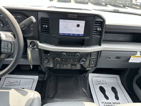 New 2026 Ford F250 XL w/ XL Driver Assist Package AWD/4WD image 11