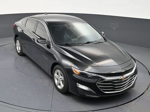 Used 2024 Chevrolet Malibu LS FWD image 18