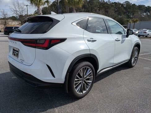 Used 2026 Lexus NX 350 AWD w/ Luxury Package image 4