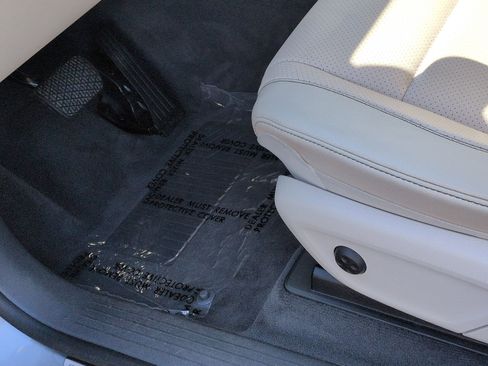 Used 2020 Mercedes-Benz GLS 450 4MATIC image 17