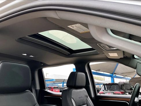 Used 2023 GMC Sierra 1500 Denali w/ Technology Package image 13