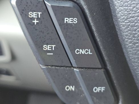 Used 2019 Ford F150 XLT w/ Equipment Group 302A Luxury AWD/4WD image 8