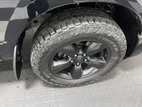 Used 2019 RAM 1500 Big Horn image 26