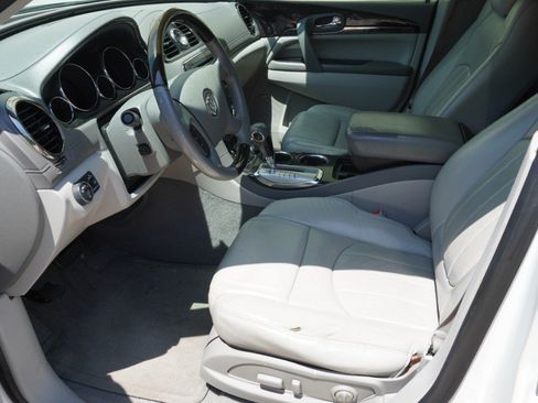 Used 2015 Buick Enclave Premium w/ Experience Buick Package FWD image 8