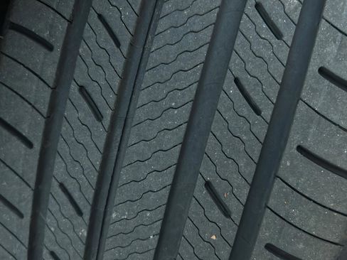 Used 2018 Cadillac XT5 Luxury w/ Driver Awareness Package image 49