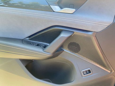 New 2026 Volkswagen Tiguan SE R-Line image 30