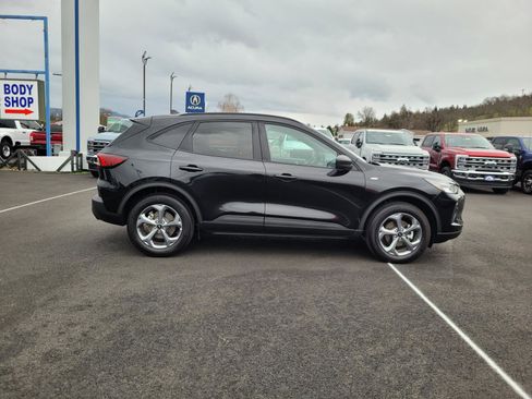 Used 2025 Ford Escape ST-Line image 4