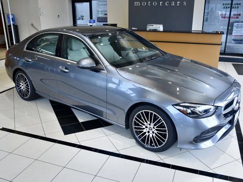 Used 2022 Mercedes-Benz C 300 4MATIC Sedan w/ Exclusive Trim Package image 7