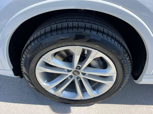 Used 2026 Audi Q7 2.0T Premium Plus AWD/4WD image 11