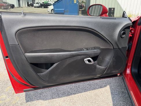 Used 2021 Dodge Challenger SXT RWD image 12