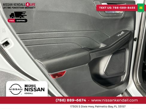 Used 2025 Ford Escape ST-Line image 34