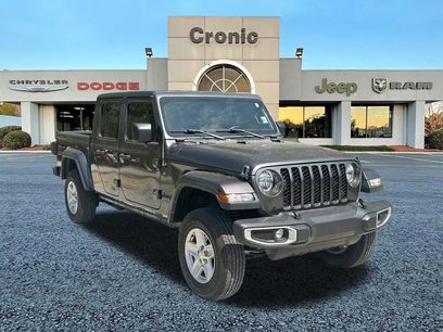 Used 2022 Jeep Gladiator Sport