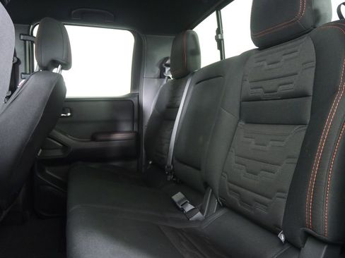 Used 2023 Nissan Frontier Pro-X w/ Pro Convenience Package RWD image 10