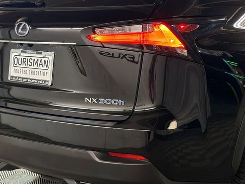 Used 2017 Lexus NX 300h AWD w/ Premium Package image 9