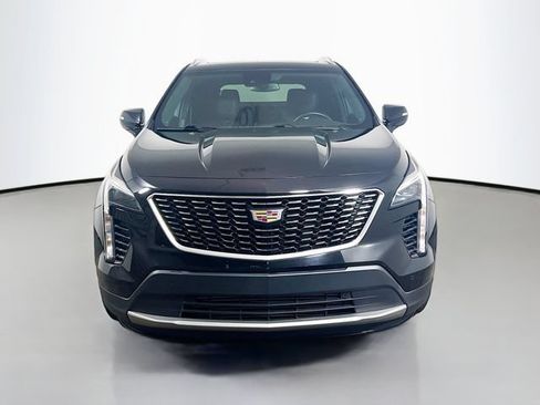 Used 2023 Cadillac XT4 Premium Luxury w/ Driver Assist Package FWD image 2